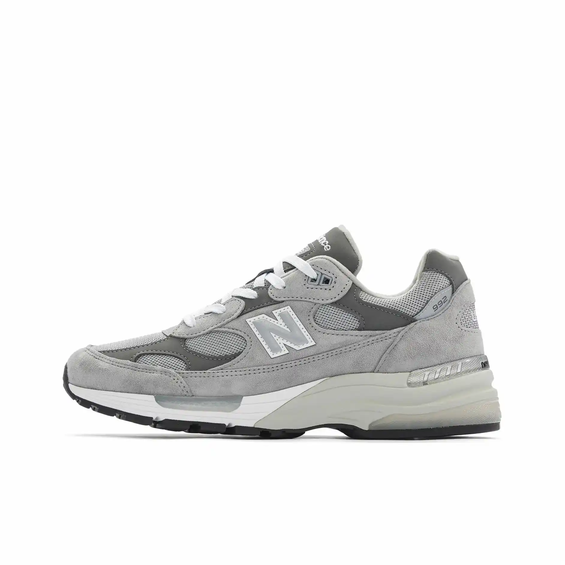 New Balance 992 Made in USA Core Grey Silver Metallic_2_11zon New Balance 992 Made in USA Core Grey Silver Metallic_2_11zon